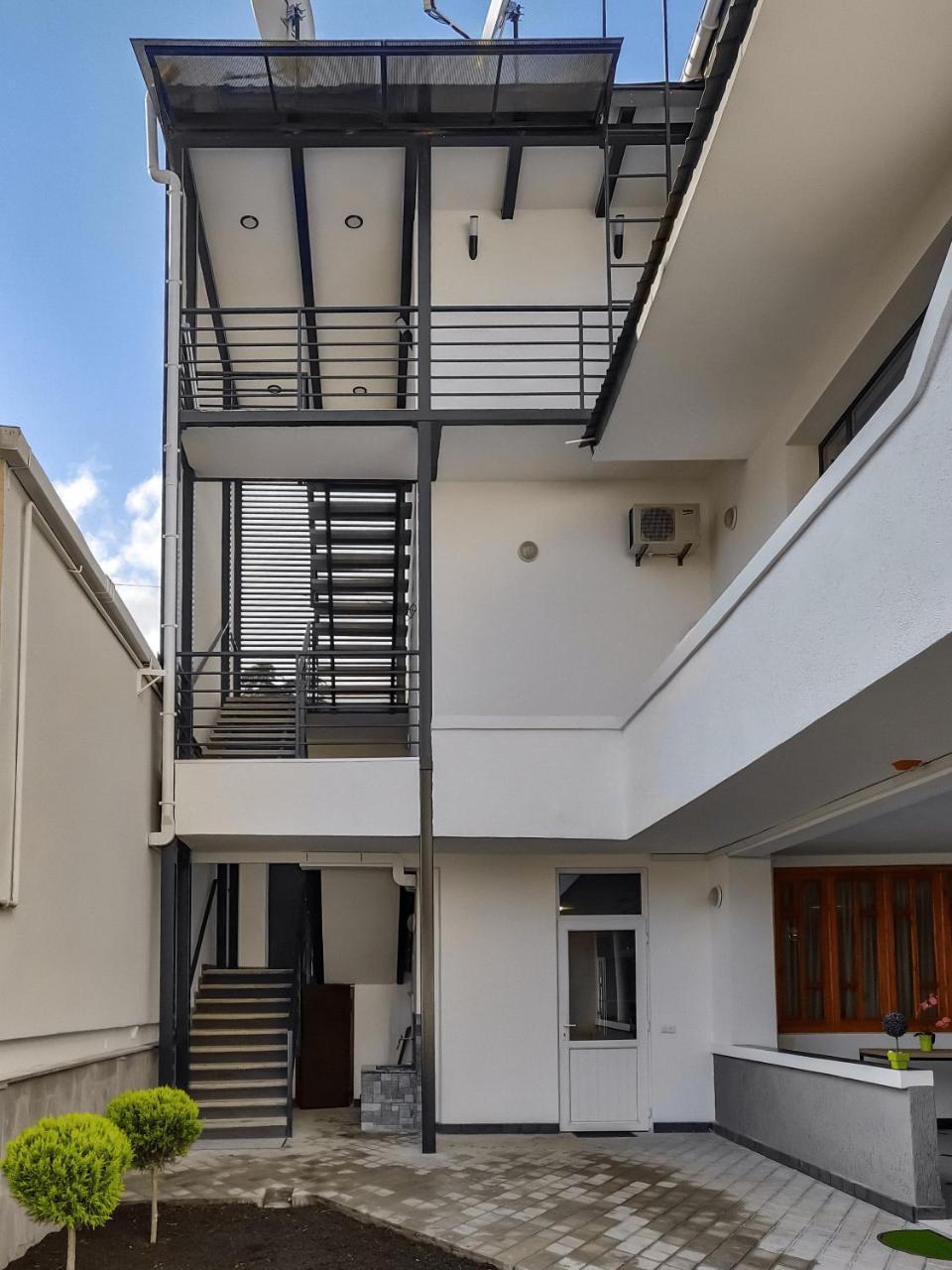 Westay Hotel Tbilisi Zewnętrze zdjęcie