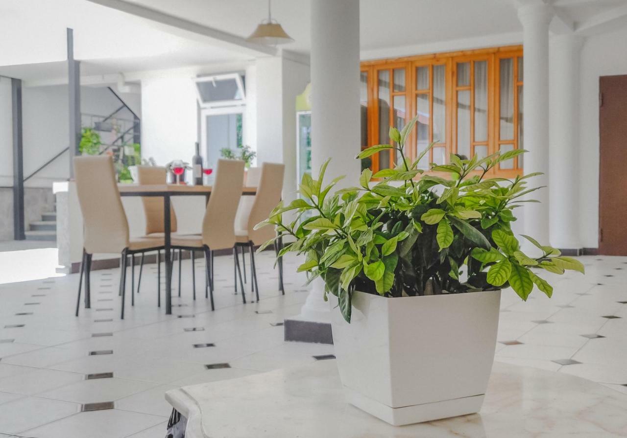 Westay Hotel Tbilisi Zewnętrze zdjęcie